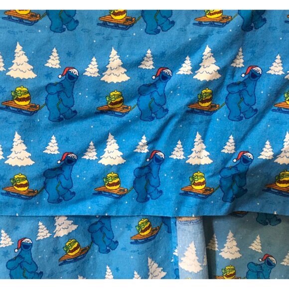 Sesame Street Cookie Monster Santa Hat Winter Scene Fitted Flat Pillow Bed Sheet - Picture 5 of 7